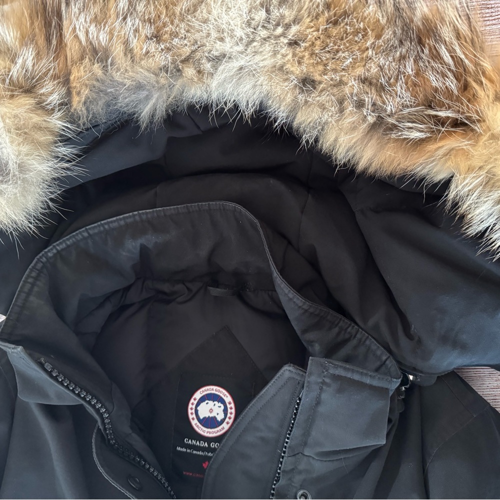Canada Goose Black Ski Jacket with Fur-Trimmed Hood - Picture 14 of 16